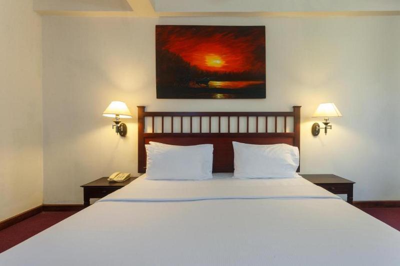 Hotel Janaki Colombo Exterior foto